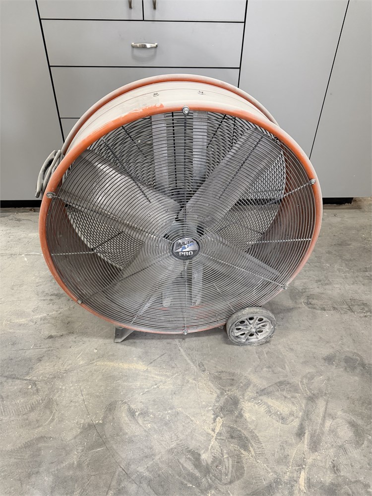 Max Air 30" Industrial Fan