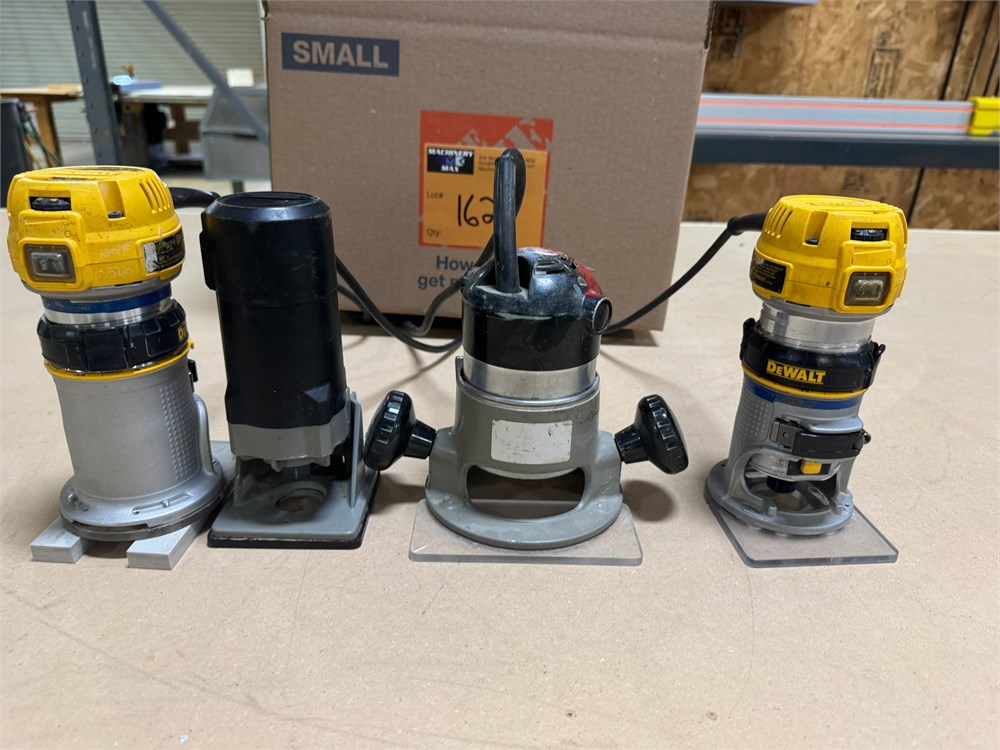 DeWalt Compact Router