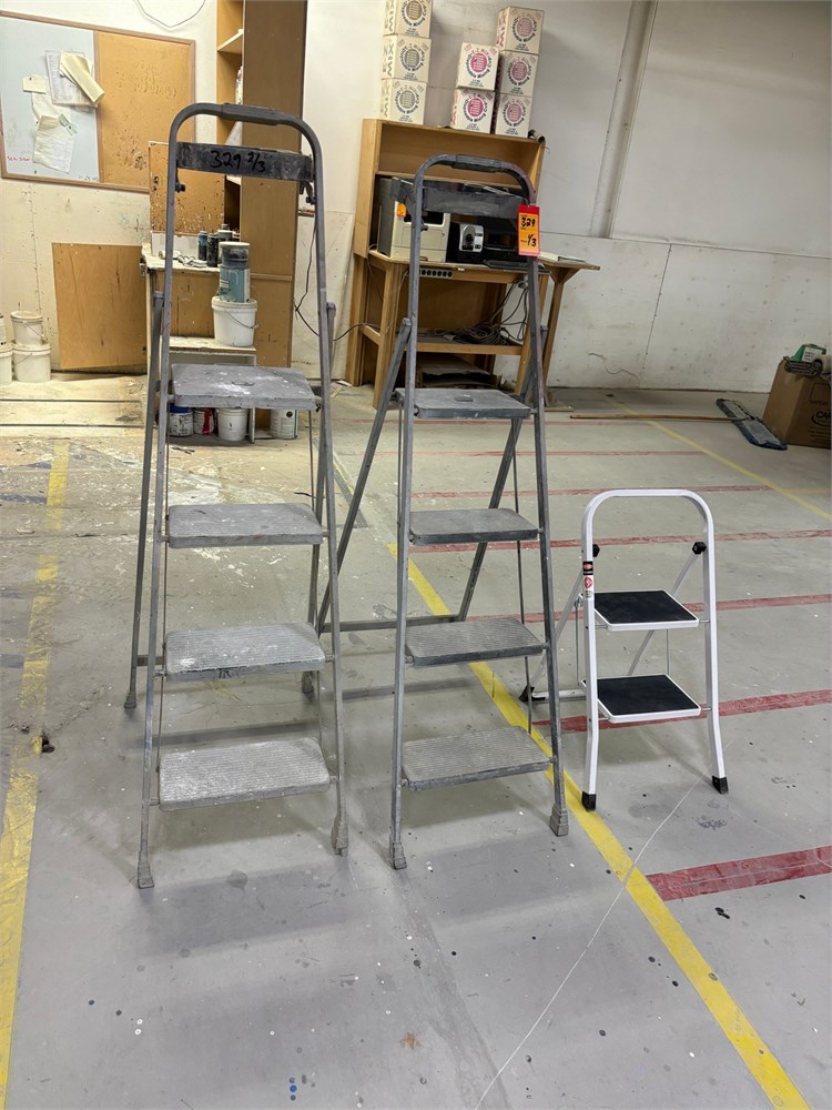 Lot of Step Ladders - Qty (3)