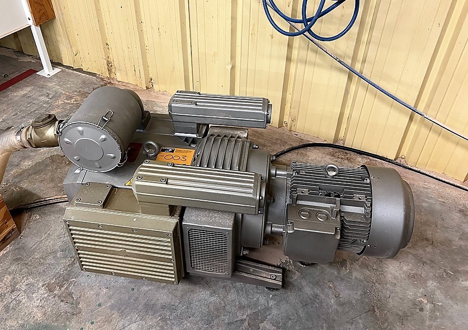 Becker "VTLF 250" Vacuum Pump