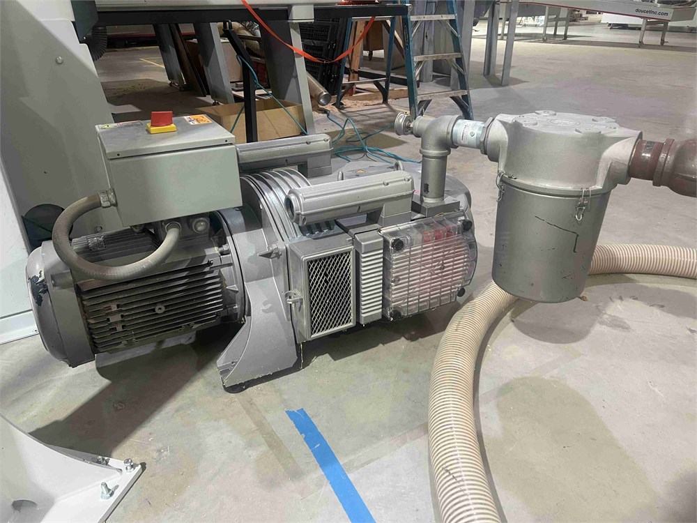 Becker "VTLF 2.400/0-79" Vacuum Pump