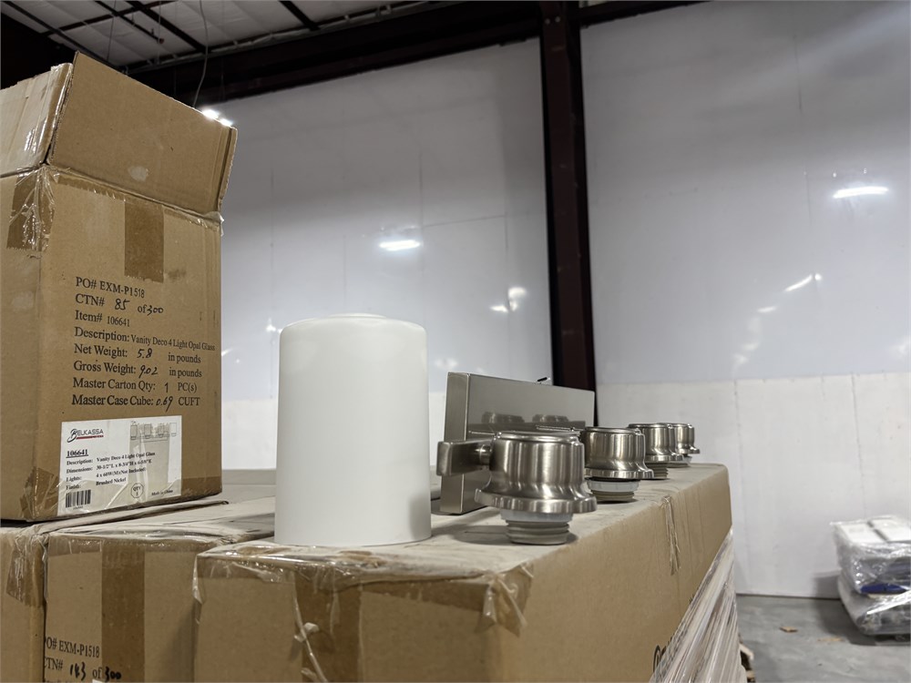 Pallet of 4-Light Vanity Lights - as pictured
