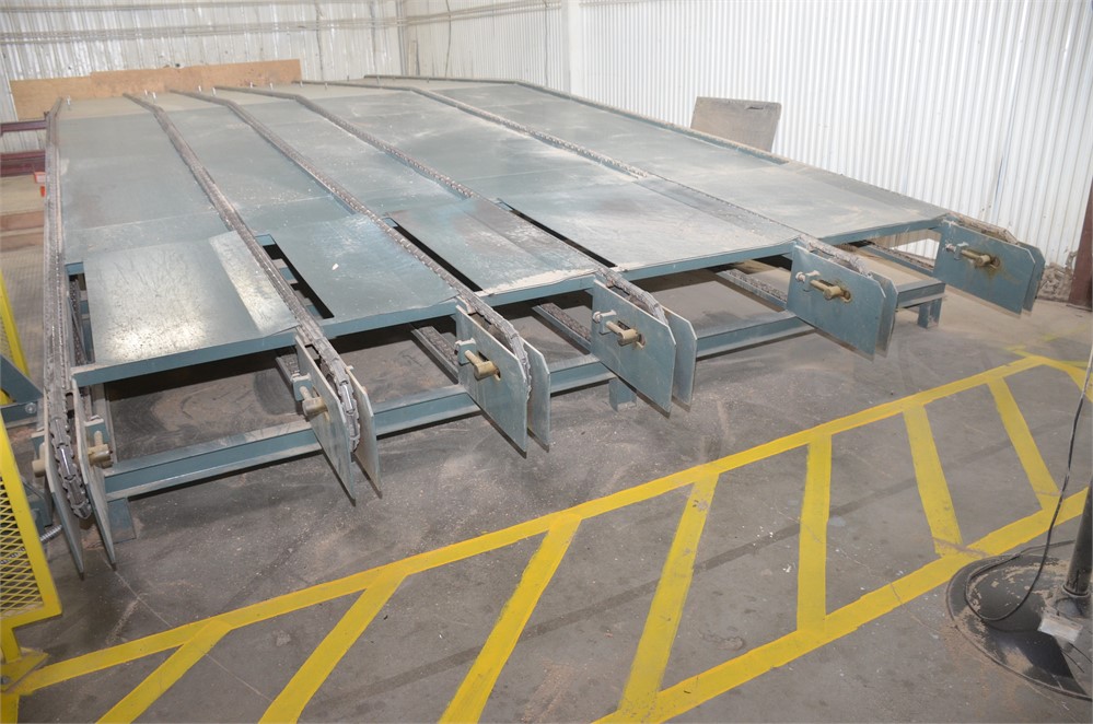 Lumber transfer conveyor - Chain Deck