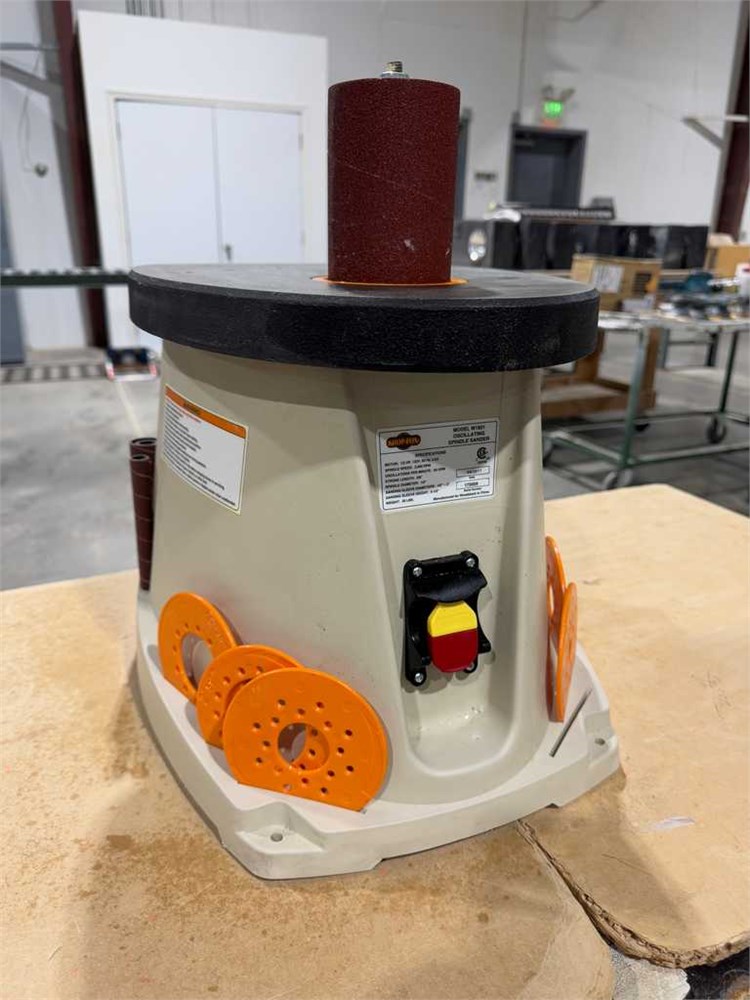 Shop Fox "W1831" Oscillating Spindle Sander