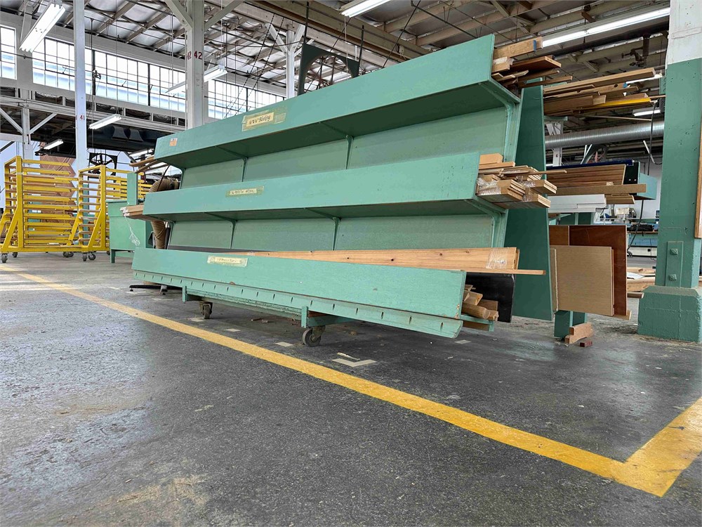 Moulding Cart & Wood Moulding