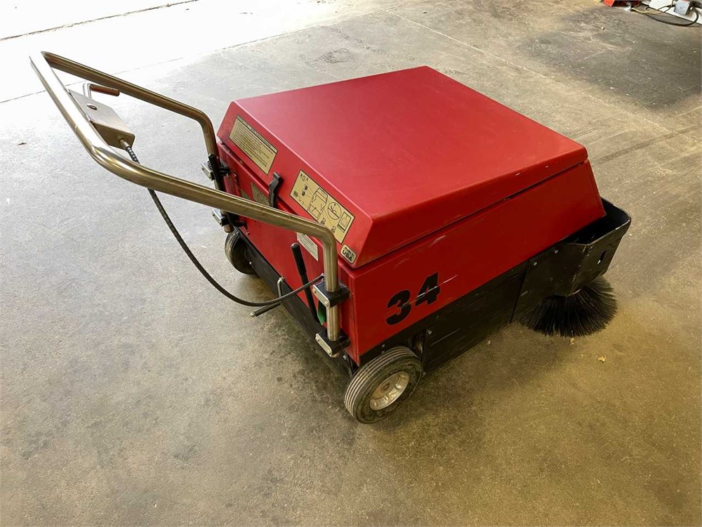 Factory Cat "34" Industrial Sweeper
