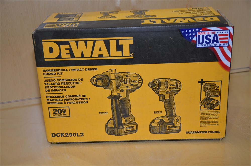 DeWalt Hammer drill / Impact driver kit - New in box