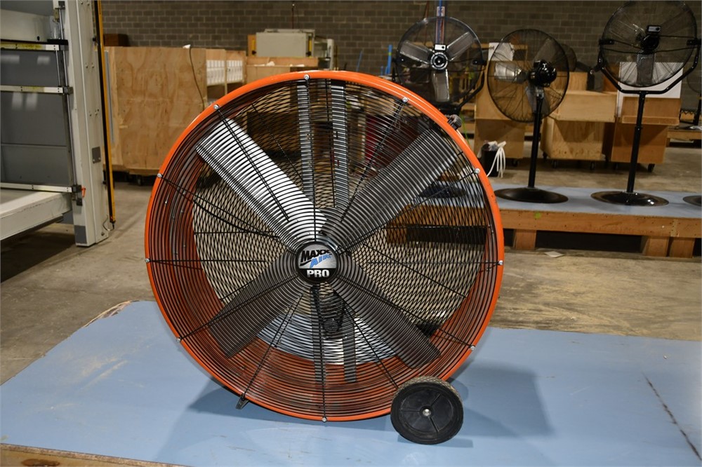 Maxi Air 44" Barrel Fan