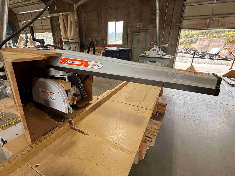 Maggi "Big 800" Radial Arm Saw