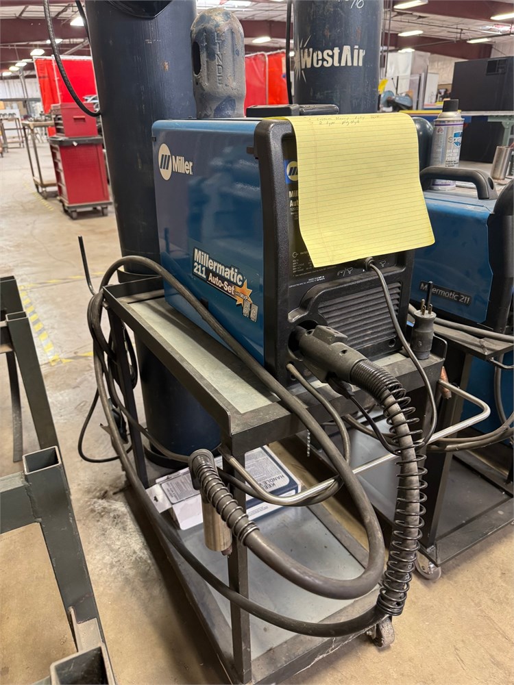 Miller "Millermatic 211" Auto-Set Welder