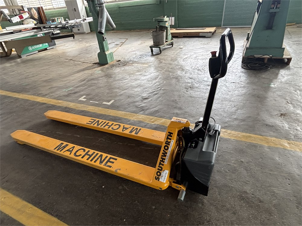 Southworth "4429841" Powered Pallet Jack