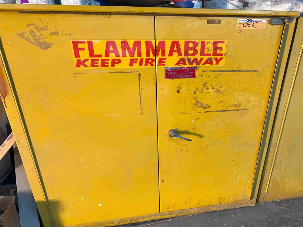 Fire Storage Cabinet WITHOUT CONTENTS