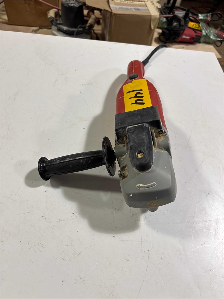 Milwaukee 7" Electric Polisher