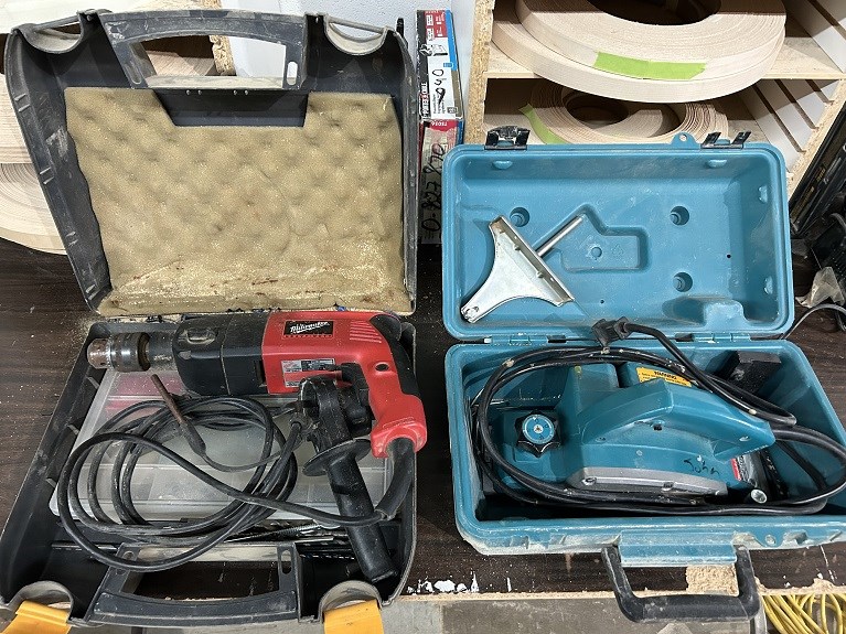 Makita "Power" Planer &  Milwaukee Drill - Lot of 2 -  Collingwood, ON