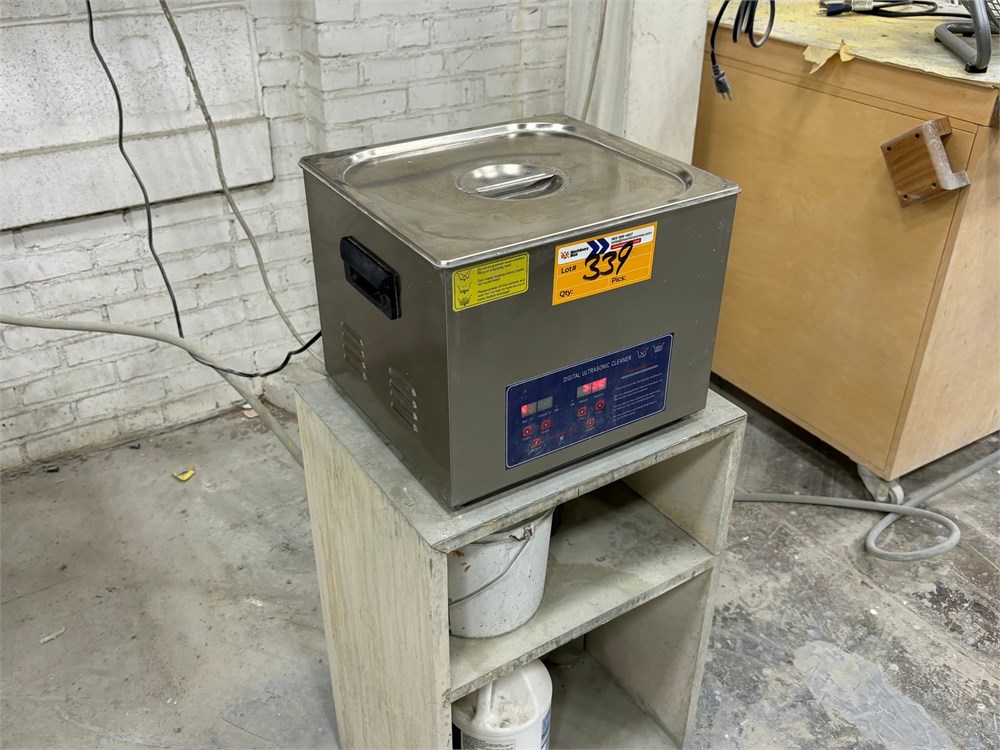 Digital Ultrasonic Cleaner