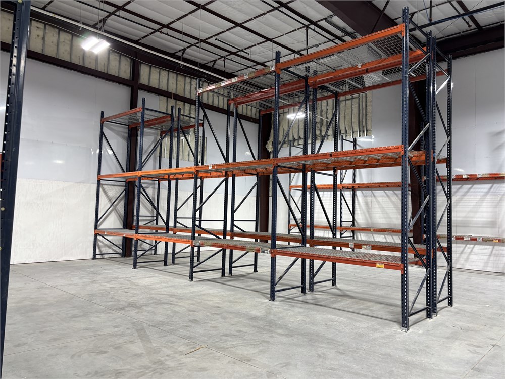 Lot of Pallet Racking - (8) Sections