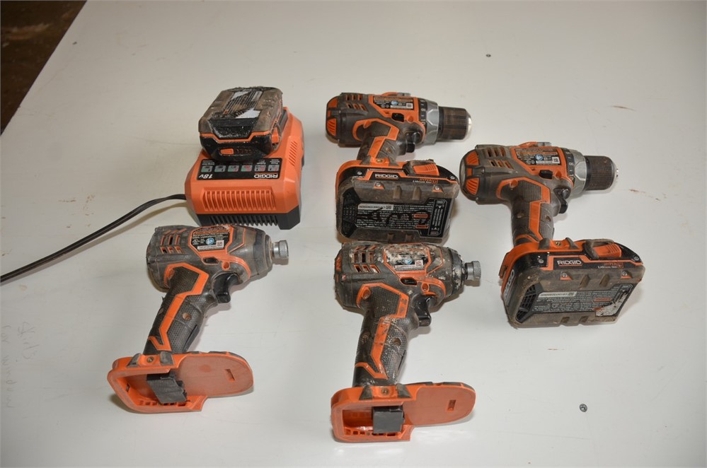Lot of Ridgid Cordless Drills, Batteries & Charger