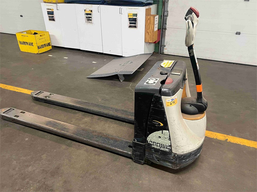 Crown Electric Pallet Jack